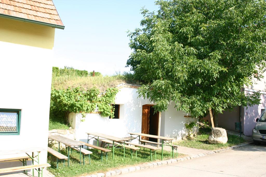 Hotel Weingut Martinshof Sankt Ulrich  Exterior foto